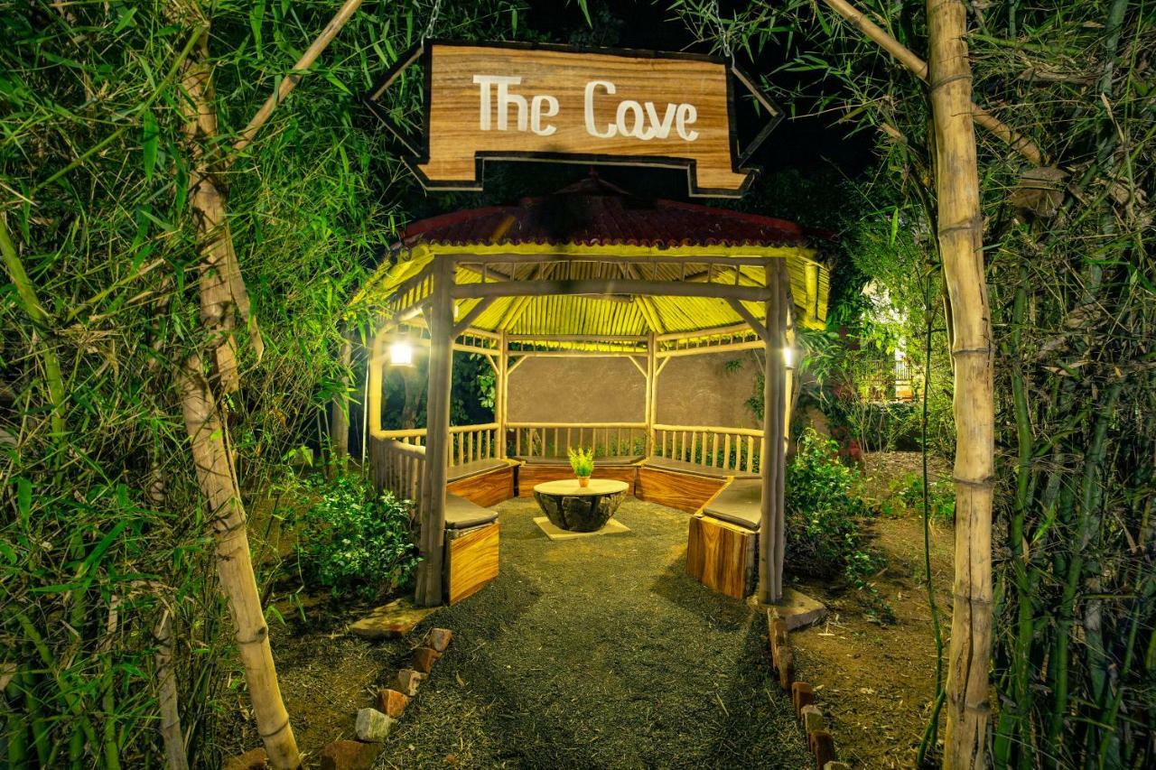 Lemon Tree Wildlife Resort, Bandhavgarh Tāla Εξωτερικό φωτογραφία
